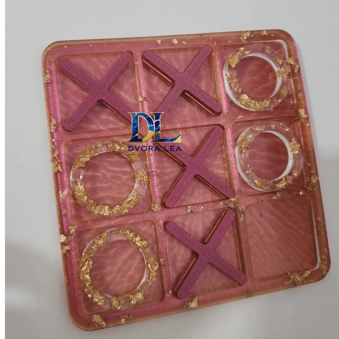 משחק איקס עיגול בעיצוב אישי