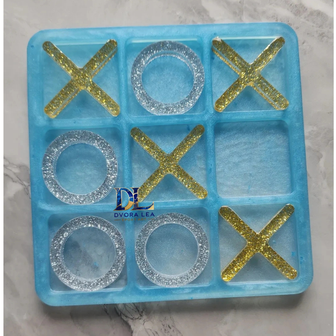 משחק איקס עיגול בעיצוב אישי