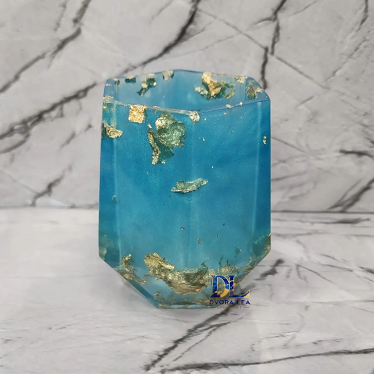 כוס מעוצבת לעטים