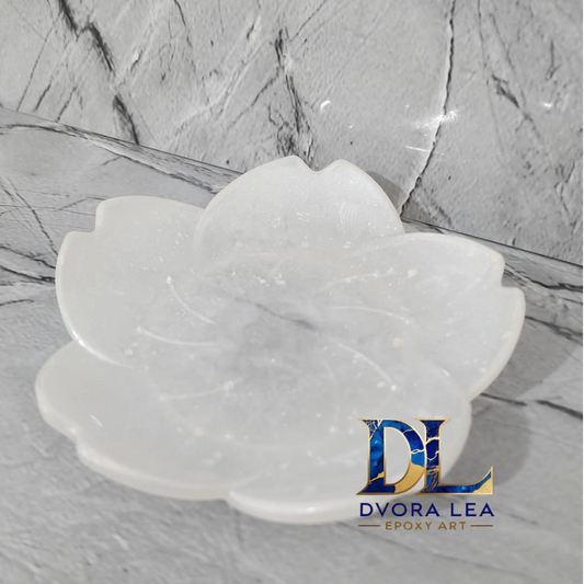 צלחת פרח לתכשיטים